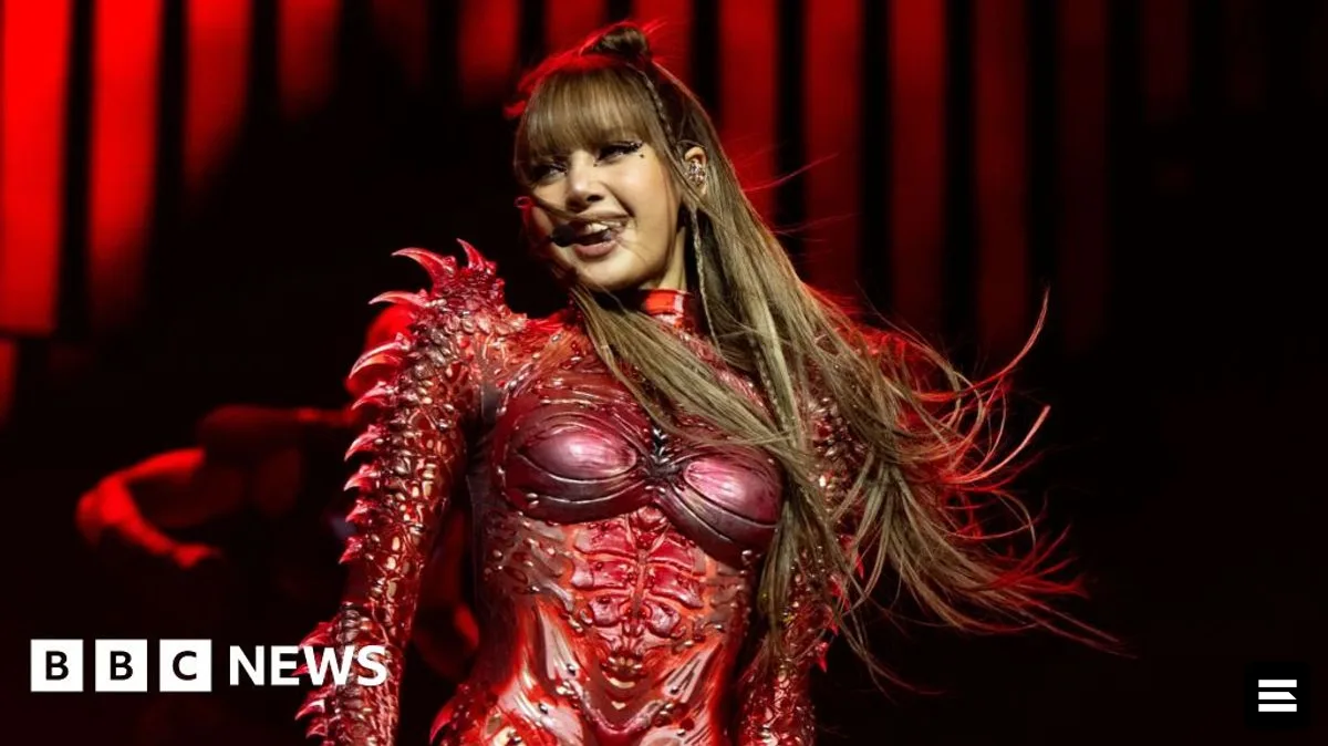 Лиса из BLACKPINK рассказала о скандале с расовыми предрассудками в новом документальном фильме