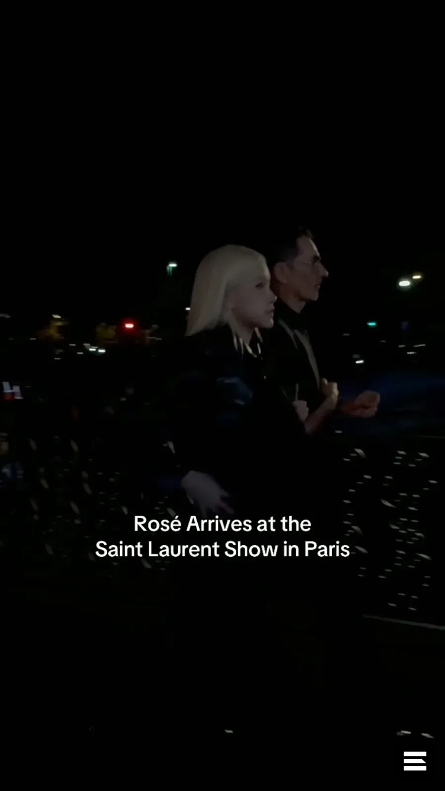 Rosé из BLACKPINK посетила показ Saint Laurent на Неделе моды в Париже