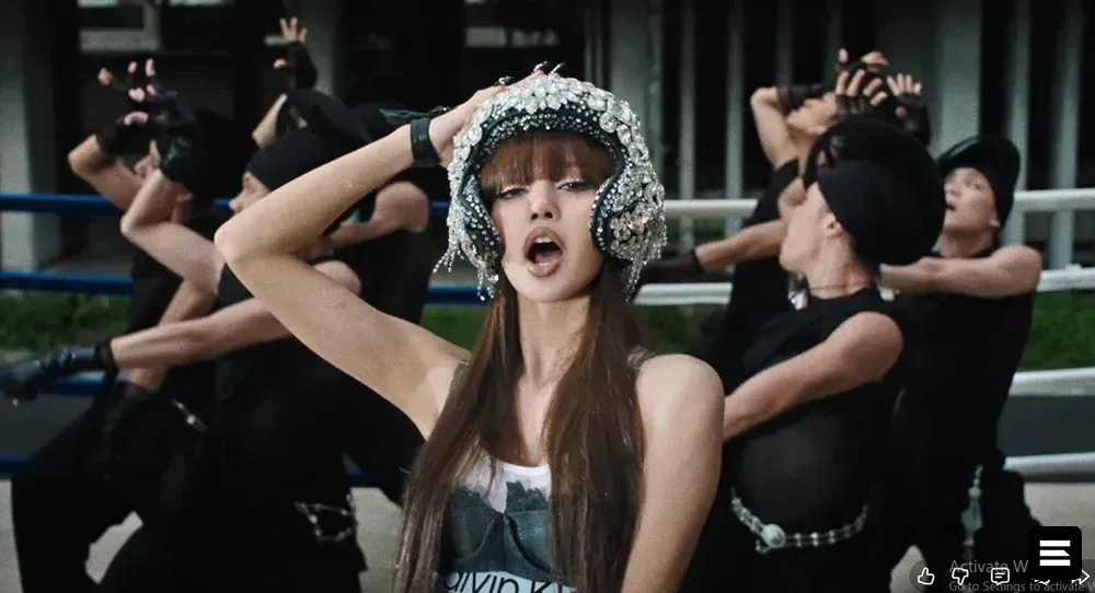 Лиза: 200 миллионов просмотров – новый рекорд K-pop