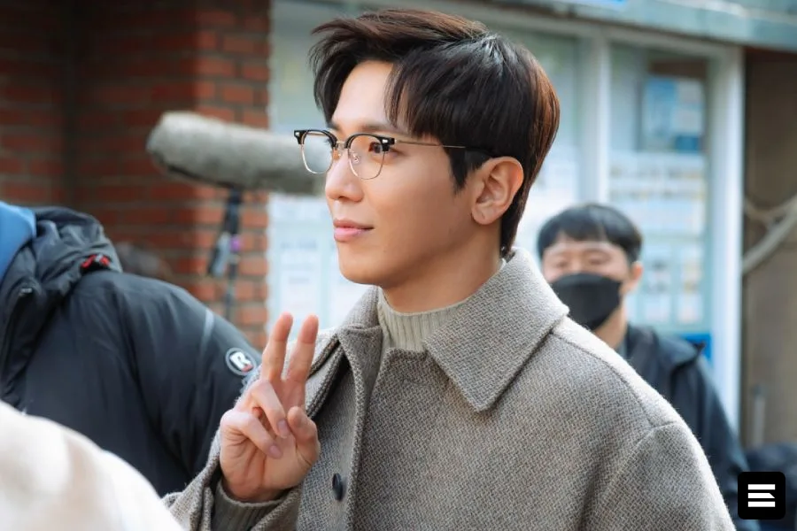 Jung Yong Hwa: роль звезды с необычным правилом в дораме “Oh! My Guard”