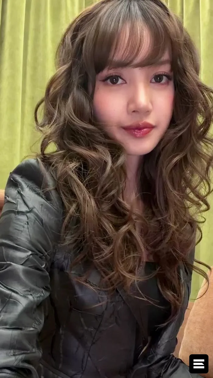 Lisa (BLACKPINK) запустила челлендж в TikTok